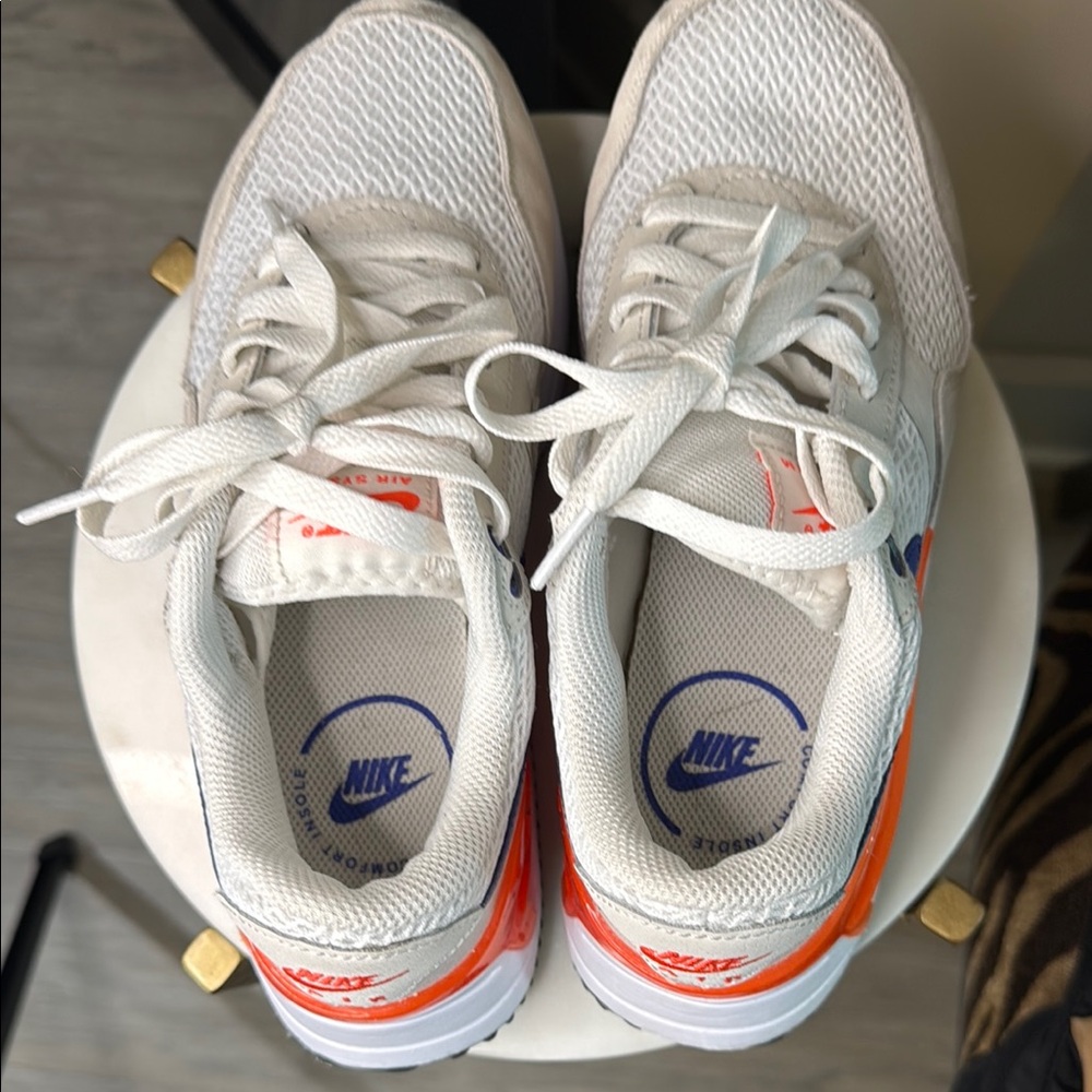 Nike Air Max White and Orange Sneakers - Picture 6 of 7